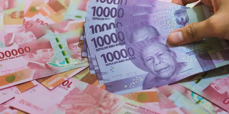 Khawatir Uang Palsu Bertebaran Saat Lebaran? Tenang, ini Cara Bedakannya