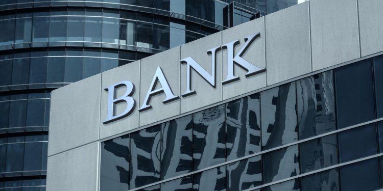 Cek Jadwalnya di Sini! Apakah Bank Sudah Buka Besok 8 April 2025?
