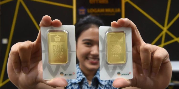 Harga Emas Hari Ini Turun Tajam: Antam, UBS, dan Galeri24 Anjlok hingga Rp30 Ribu per Gram (Update 10 Mei 2025)