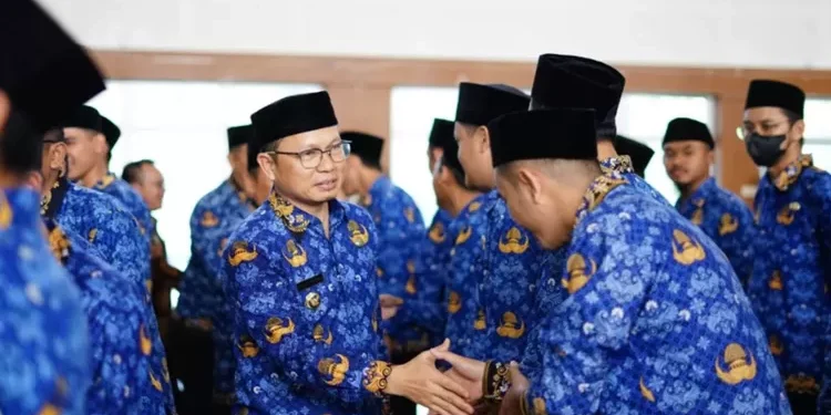Siap-Siap Cek Rekening! Pensiunan PNS Bisa Cairkan Gaji ke-13 Mulai 2 Juni 2025, Ini Nilainya