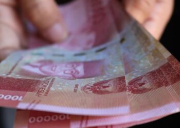 Uang Bansos Rp300 Ribu per Bulan untuk Lansia, Anak, dan Difabel Jakarta: Cek Mudah Statusmu!