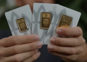 Harga Emas Antam Hari Ini Turun Jadi Rp 2.321.000 per Gram
