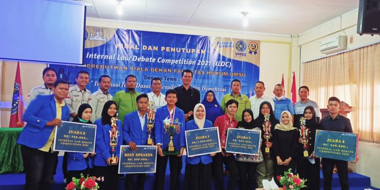 KDH UMSU – FINAL DAN PENUTUPAN INTERNAL LAW DEBAT DEBATE COMPETITION 2021