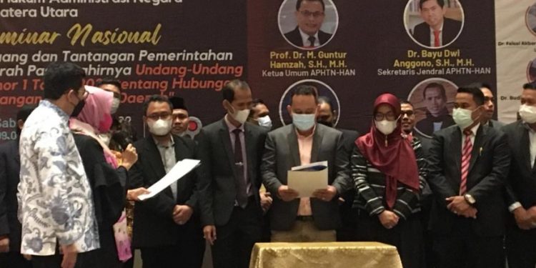 Dosen Fakultas Hukum UMSU Dikukuhkan Sebagai Ketua APHTN-HAN 2021-2025