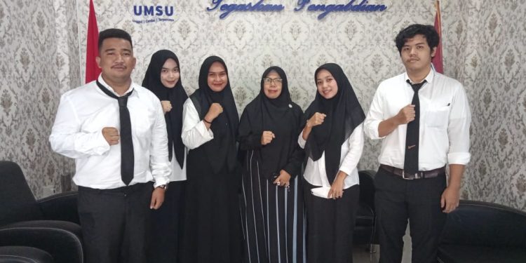 Wakil Dekan-III Atikah Rahmi, SH., MH Membuka Seminar Proposal Skripsi Fakultas Hukum UMSU