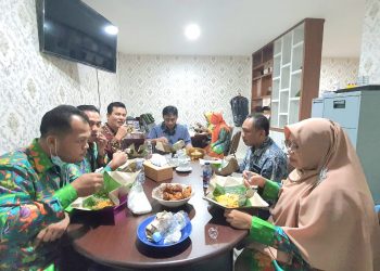 Coffee morning Fakultas Hukum UMSU Pimpinan beserta Staf