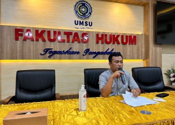 Dr. Zainuddin, SH., MH membuka langsung Seminar Proposal Fakultas Hukum UMSU