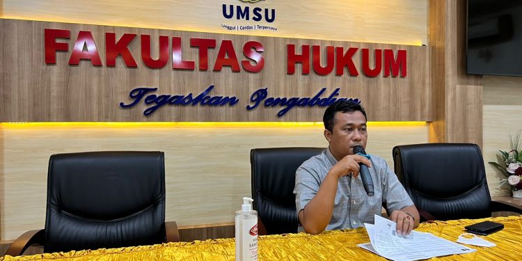 Dr. Zainuddin, SH., MH membuka langsung Seminar Proposal Fakultas Hukum UMSU