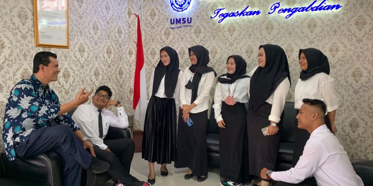 Dr. Faisal, SH., M.Hum membuka langsung Seminar Proposal Fakultas Hukum UMSU